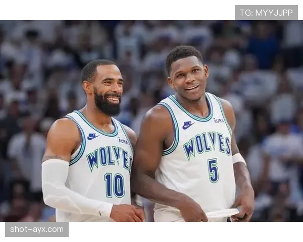 森林逆转奇迹：英超赛场再演惊天翻盘，书写不朽传奇