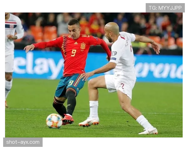 欧洲杯预选赛焦点战：德比对决打响，强队为晋级名额展开激烈争夺