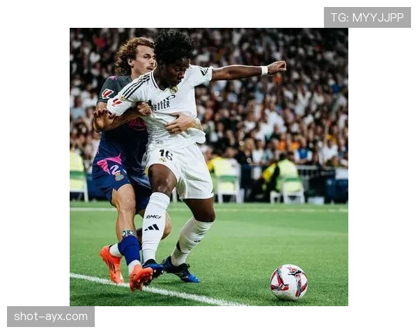 恩德里克 vs 罗德里戈:皇马锋线未来格局解析 恩德里克 vs 罗德里戈:皇马锋线未来格局解析