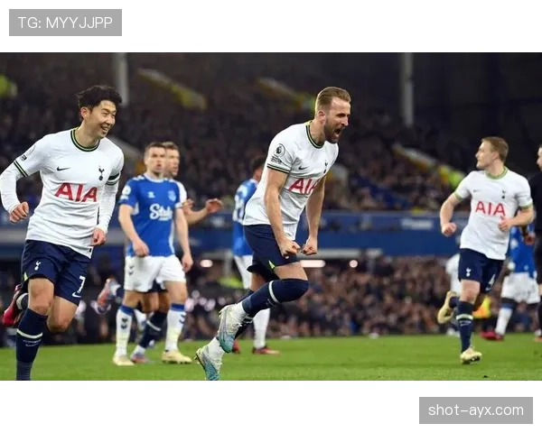 热刺攻守失衡问题加剧,近期表现波动已影响赛季走势 热刺攻守失衡问题加剧,近期表现波动已影响赛季走势